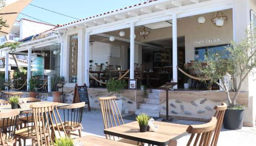 Nefeli Seaside Apartment Elegant Stay Near the Beach - Foto 2