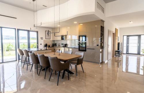 Selena Beach Front Loft with private heatable Pool - Foto 22