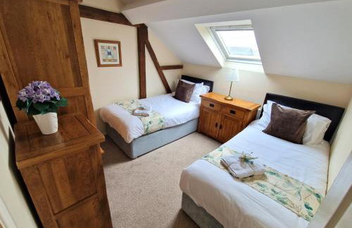 Cowman's Cottage - Photo 17