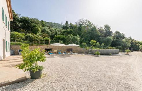 Gorgeous Apartment In Valnogaredo Pd - Foto 2