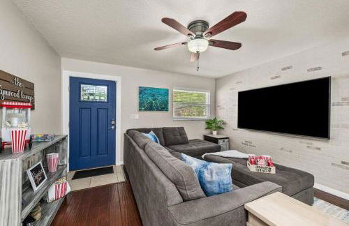 New Design-Movie Night Bar-Fire Pit-Hammocks-Games - Foto 5