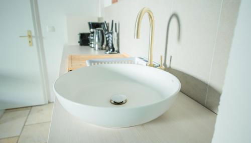 Kingsize Bett, Nahe Stadt und Alster, Ruhig - Foto 2