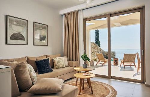 Thelxi's Suite II - Brand New Seaview Suite! - Foto 33