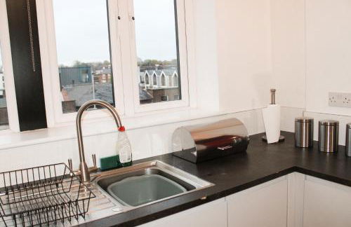 Modern Luxury Serviced Duplex Apartments by REPOSE- 150 Metro Court, WEST BROMWICH - Foto 40