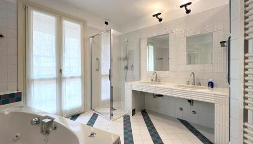 Casa Fiore - Affitti Brevi Italia - Foto 2, towels, Shower