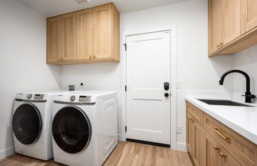 Mountain views swimming a private escape at Sonoran Serenity - Foto 66