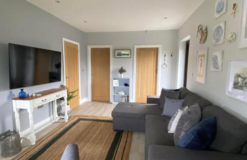 The Annexe Porthcawl Pet Friendly 2 Bedroom Flat with King Size bed bunk beds and sofa bed sleeps up to 5 people - Photo 24