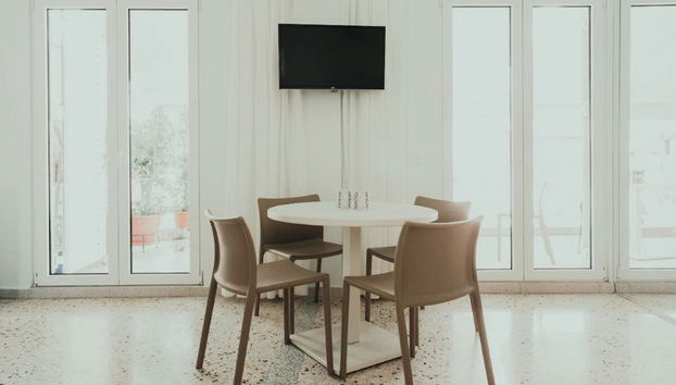 MGM Residencies - Miaouli - Foto 4, Servicio de comidas en la habitación