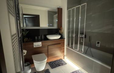 Luxury Apartment in Dartford - Photo 16