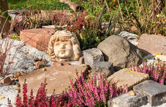 Charming Holiday Home With Private Garden - Photo 31