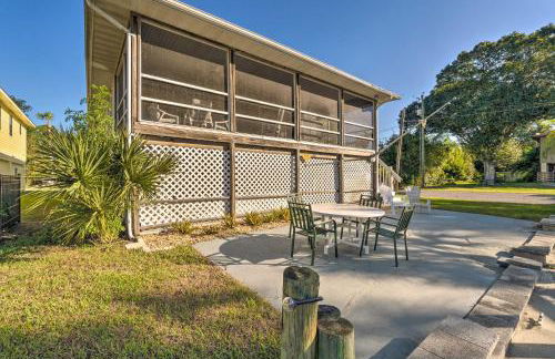 Canalfront Home with Private Dock - 5 Mi to Beaches! - Foto 18