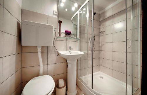 Secluded holiday house Okljucna, Vis - 15283 - Foto 11