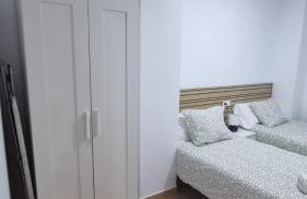 Moderno Apartamento 3 dormitorios y piscina - Photo 14