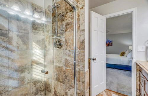 Briarhaven Forest BBQ & Patio & Fast WiFi - Foto 41