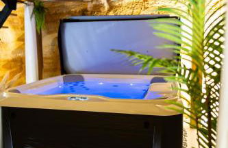 Suite troglodyte & spa privé - Luxe et détente - Photo 10