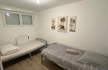 À quelques pas de la gare - RER A - Foto 4