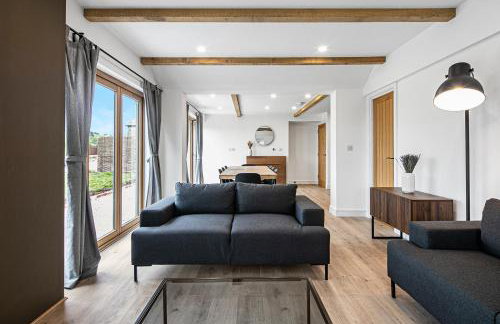 The Coach House at Dovedale Manor - Photo 7