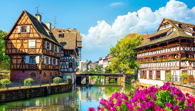 Estrasburgo: recorrido privado a pie personalizado con un guía local - Foto 2