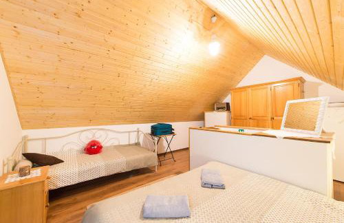 4 Seasons House - Photo 11