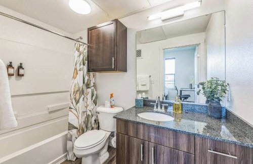 Cozy Stay by Clark Fork River and near DT - Foto 8