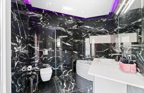 Annasa Fine Living Villa Suites - Photo 66