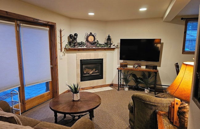 Alpenglow One Bedroom One Bath A09 - Photo 1