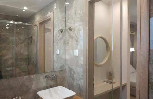 Lilly Apartments - Photo 9