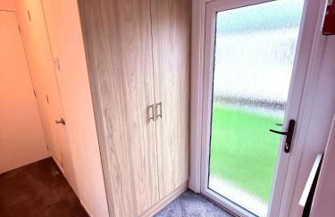 The Eden - Sleeps 8 Pet Friendly Free Wi-Fi With Patio & Hub Passes Camber Sands Cosy Spacious Modern 8 Berth Caravan - Foto 34