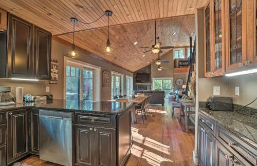 Riverfront Tallulah Falls Cabin with Hot Tub! - Foto 45