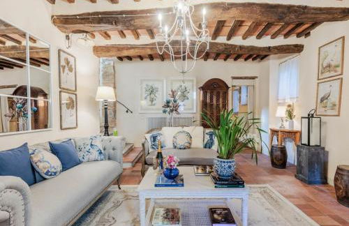 Villa near Lucca with Tuscan Charm - Foto 1