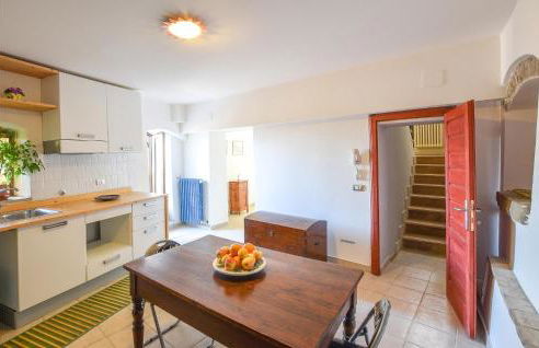 2 Bedroom Beautiful Apartment In Deruta - Foto 19