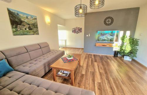 Holiday home Melani - with private heated pool and sauna - Foto 9