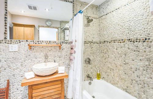 Beach front oasis - Hot tub - Sleeps 7 - Foto 29