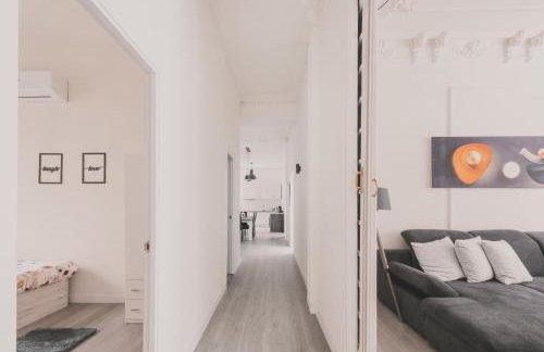 Amplio Piso de 7 habs, 4 baños sobre calle Gran Vía - Foto 39