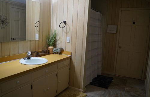 Grandmama's House with Pool - Foto 26