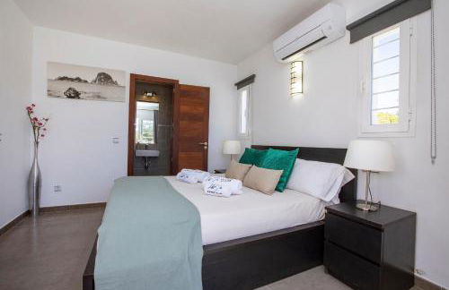 Villa in San Antonio Sleeps 10 - Foto 41