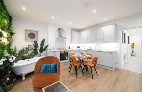 The House Of Selfies - Photo 3