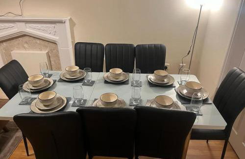 Big new house! 5BDR, sleeps 13, with parking - Foto 21