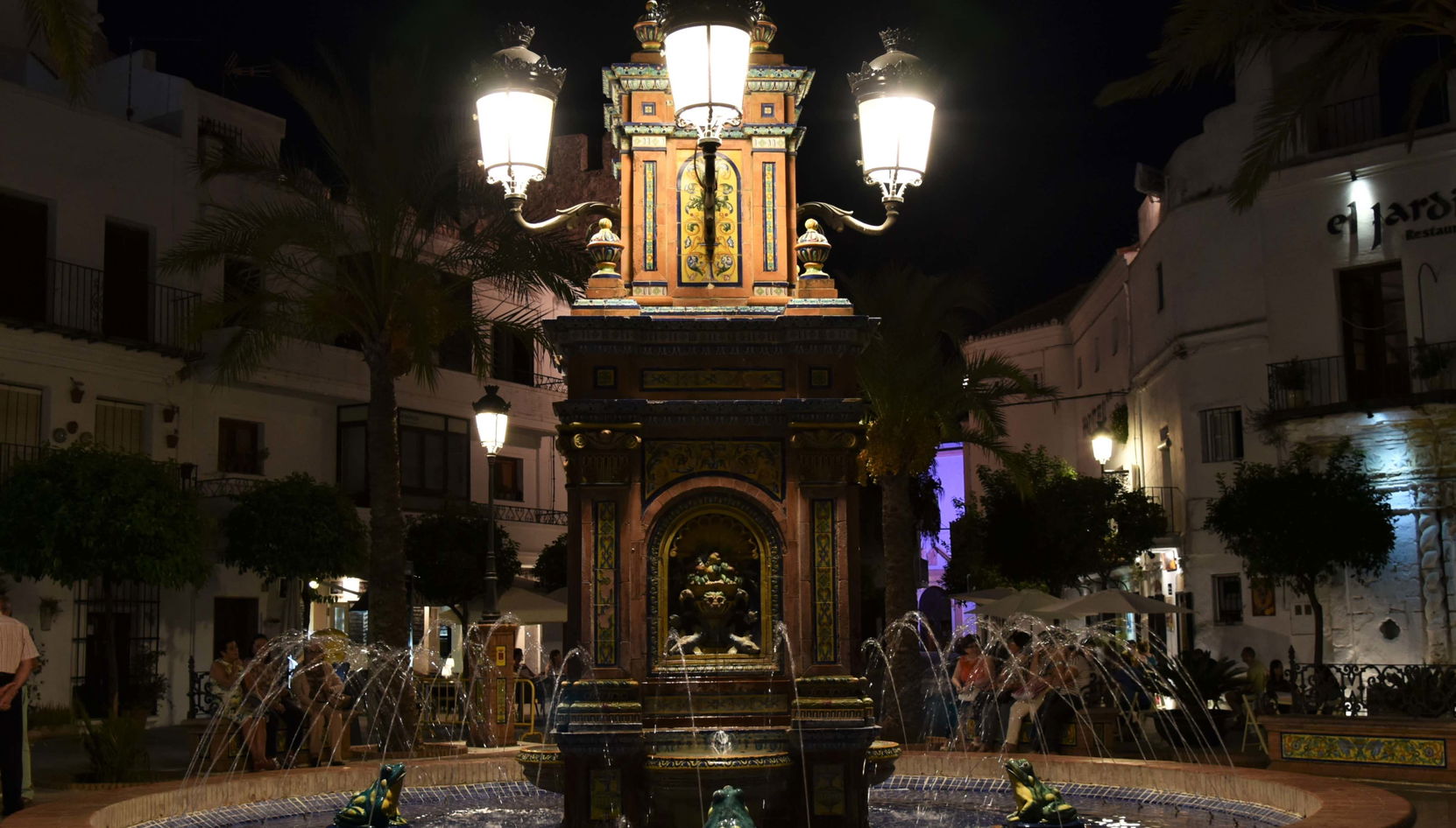 Vejer de la Frontera Free Night Tour