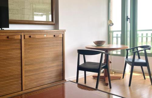 Stylish well-connected beachfront flat - Foto 24