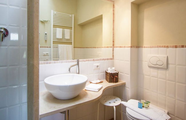 Villa w/ Wine Tours Near Beach - Foto 17