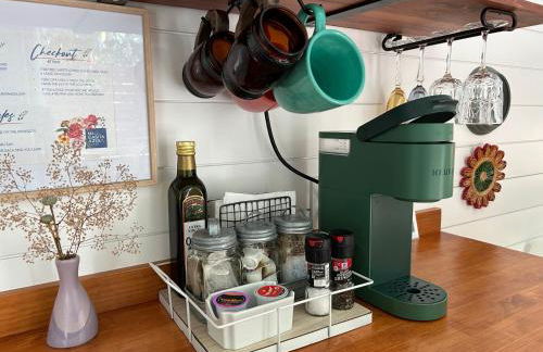 Entirely Private Tiny Home - 1 Mile to UF - Photo 11