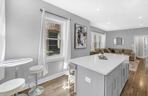 Spacious Haven 8-Min to Chicago Sleeps 10 - Foto 20