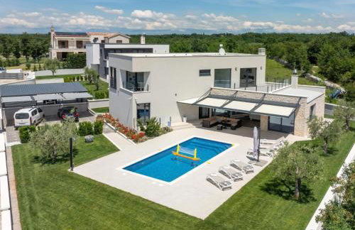 Holiday Home Villa EmMa mit 5 Schlafzimmern und beheiztem Pool by Interhome - Foto 42