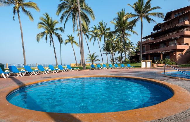 Villa Facing the Beach in a Large Terrace 7 Pools, Tennis Courts, 247 Security - Foto 12