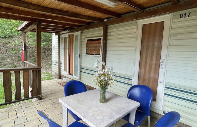 Pleasant Mobile Home in Toscana With Shared Pool - Photo 23