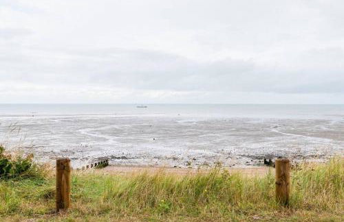 Architect designed spacious five bed house by sea - Foto 11