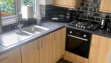 Family Home Near City Centre - Foto 4