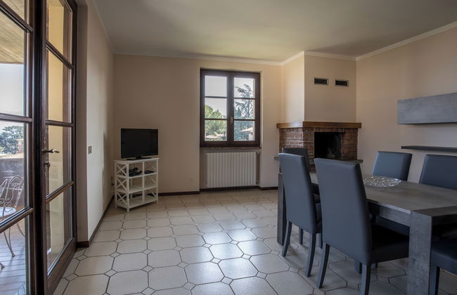 Spacious Villa Over two Floors, Amazing View and Private Garden for 9 Guests - Photo 11