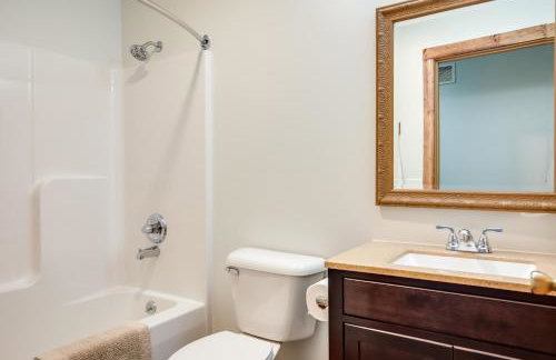 Wooded Hancock Home Near Ski and Snowmobile Trails! - Foto 19